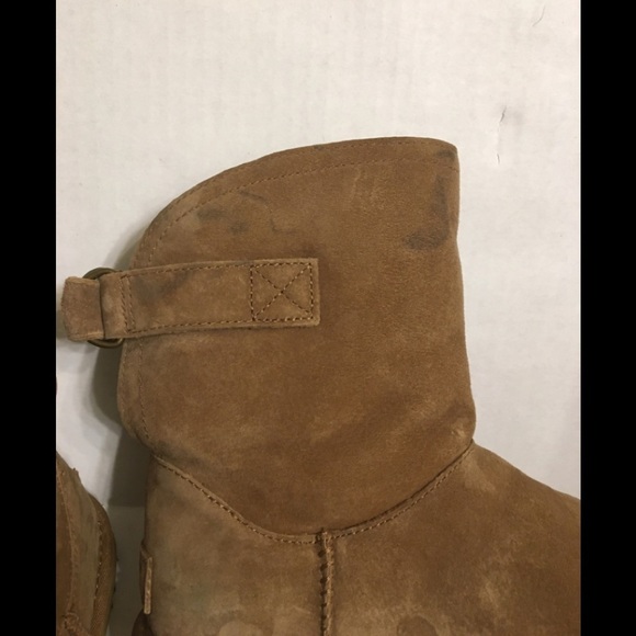 NEW UGG  Boots - Picture 11 of 16